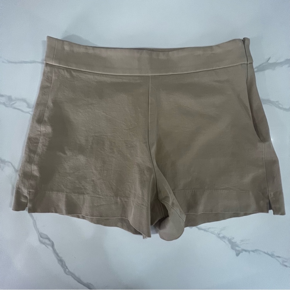 GAP shorts with side zipper size 14 great condition